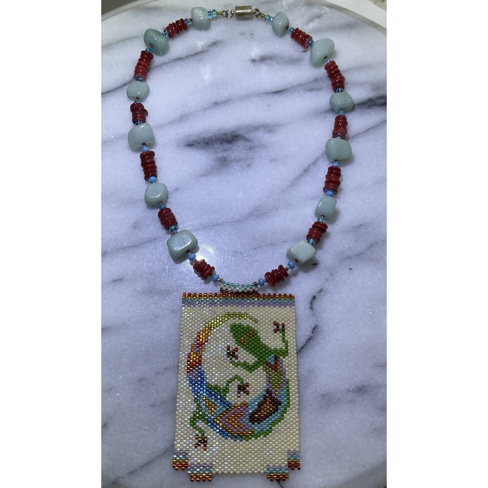 Suzanne Cooper Rainbow Gecko Lizard Necklace Miyuki Delica Bead Southwest Jewely